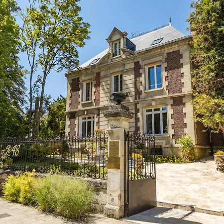 לינה וארוחת בוקר Casa La Palma Le 48 סוואסון