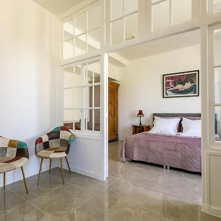 Casa La Palma Le 48 לינה וארוחת בוקר 4*