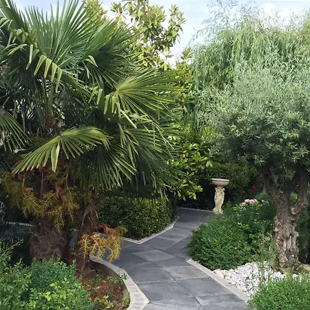 Casa La Palma Le 48 Frühstückspension 4*